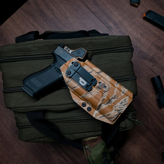 (IWB) Inside-The-Waistband Holster