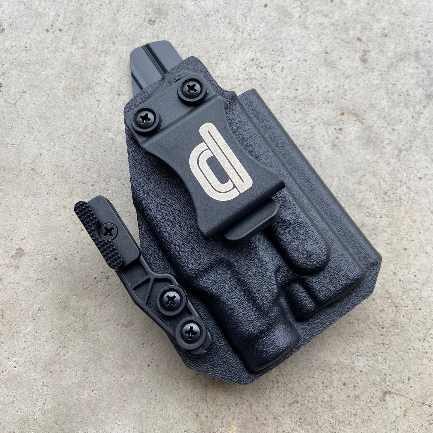 (IWB) Inside-The-Waistband Holster