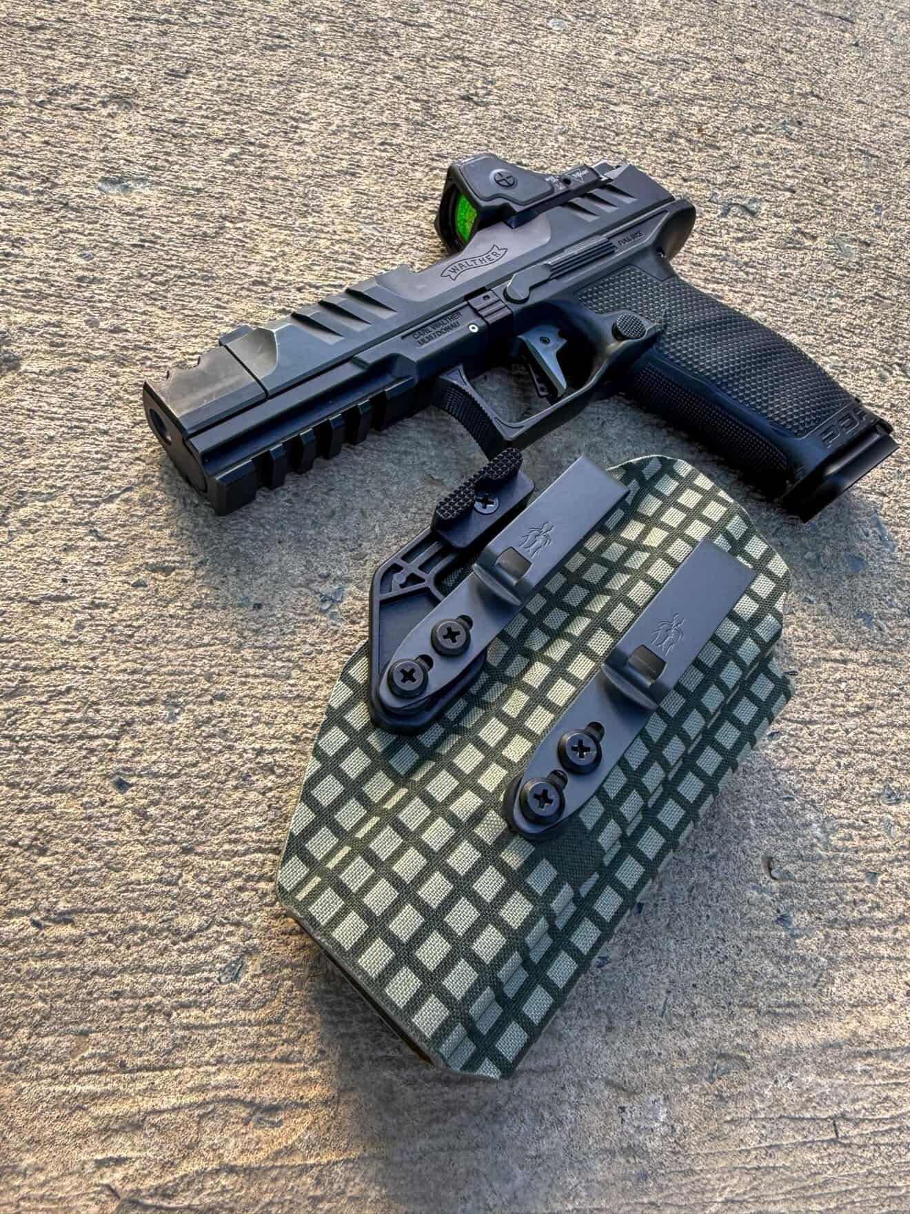 (AIWB) The Low Pro